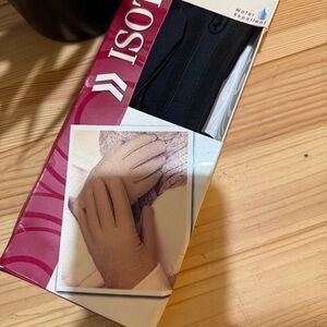 Isotoner Black Women’s Water Repellent Gloves
